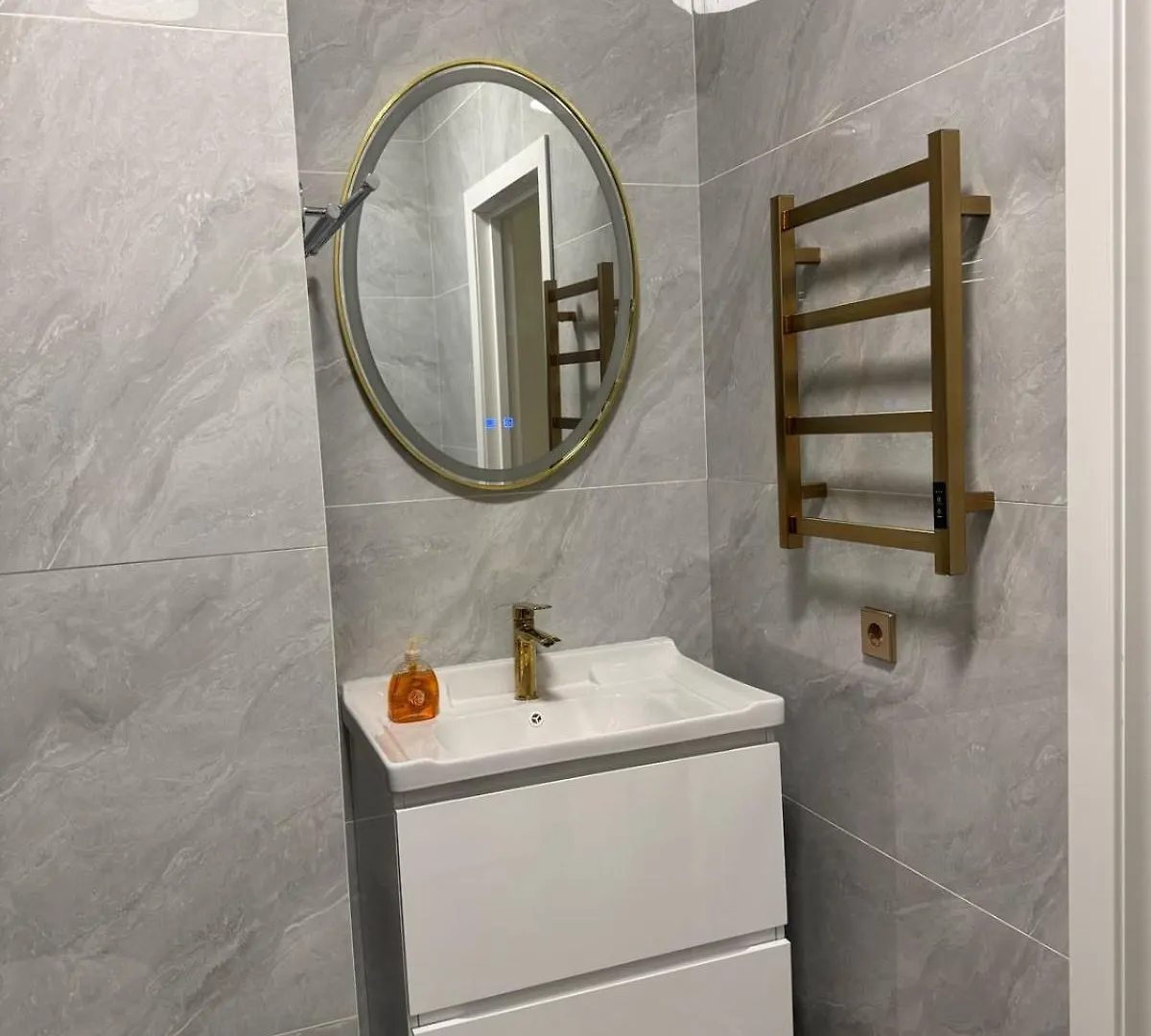 Appartement Жк Кристалл à Almaty